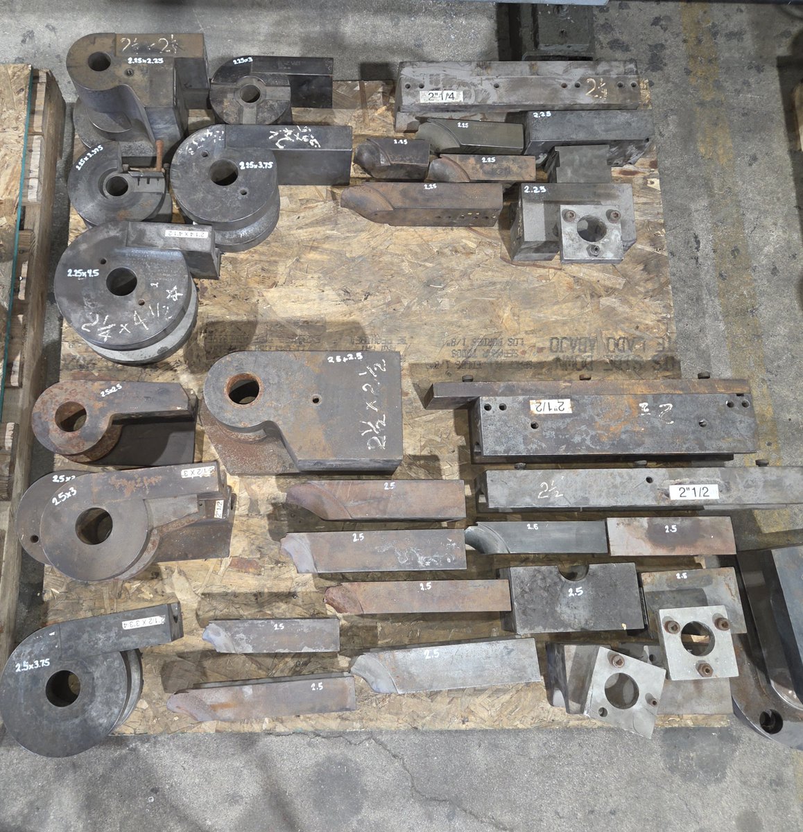 benderparts's tweet photo. Need tooling for your Pines #2 or #4?  We have it!  Over 50 bend dies, 40 wiper dies, and many clamp dies, pressure dies, and mandels. Ask about specific items or the whole lot. Request a quest today at info@benderparts.com. https://t.co/PHv2RUH5xB