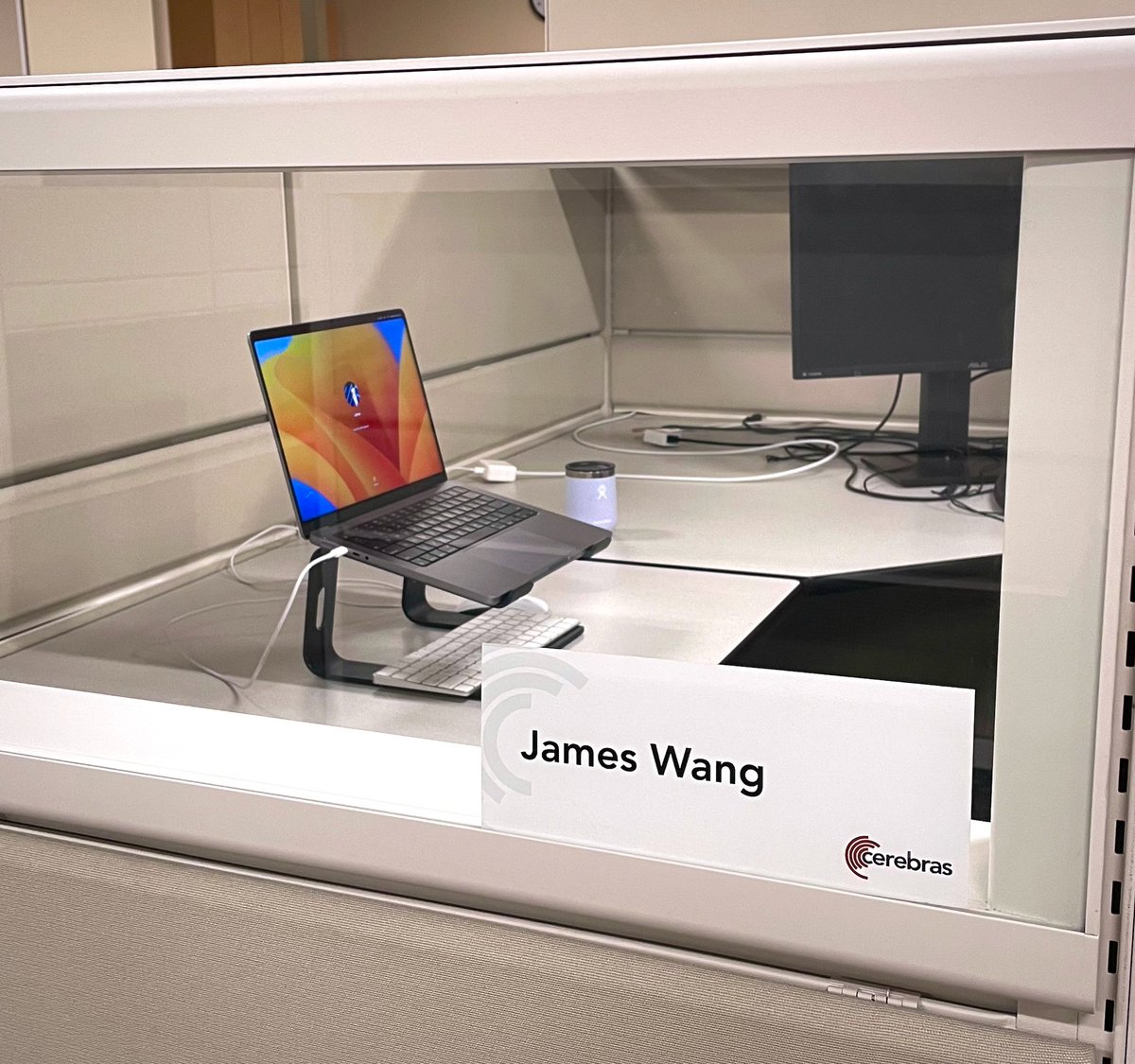 James Wang tweet media