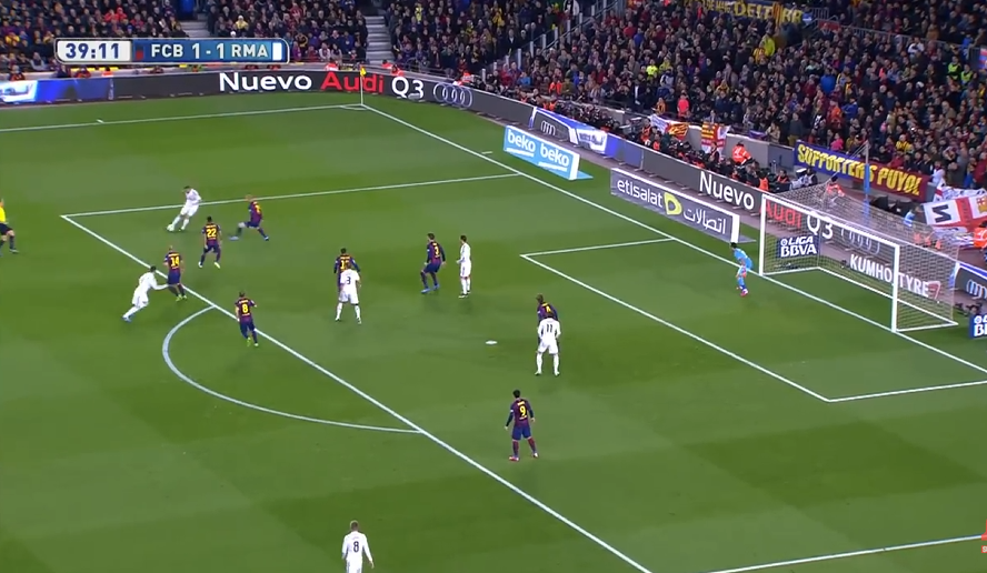 Seine_H's tweet photo. @FelixVeren36758 @LxoMessismoFCB bale no esta en fuera de juego, ronaldo si, roban y se quejan https://t.co/RizolTMRO2