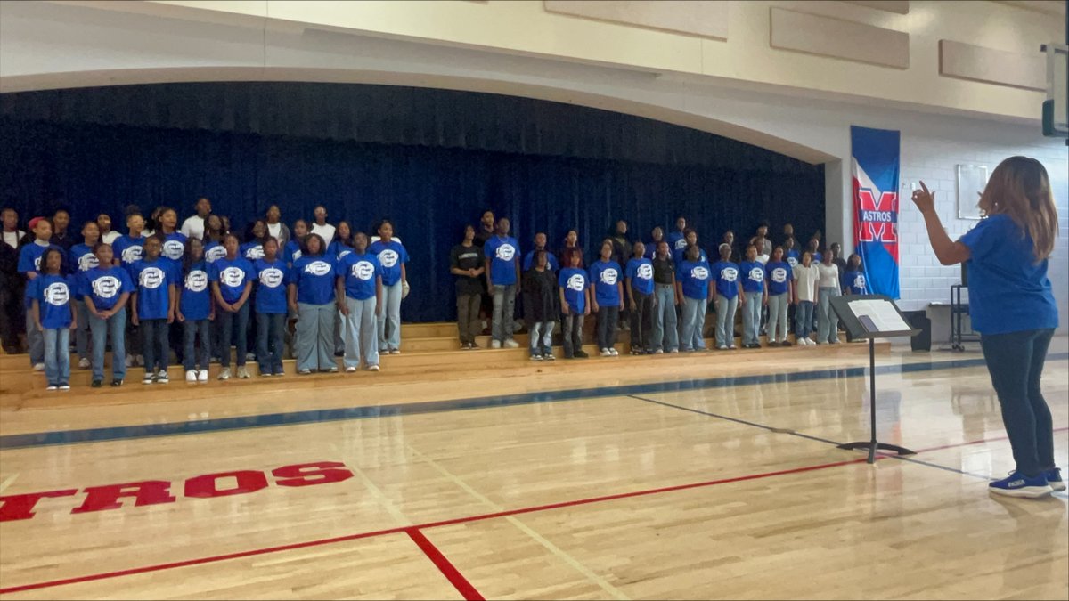 _MrBeasley's tweet photo. Our Spring Concert was amazing!! What a great end to the year! @McNair_fcs https://t.co/YegOwBNj0G
