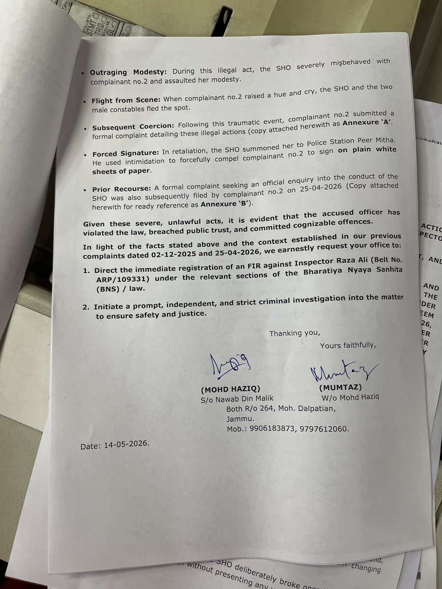 harron_malik's tweet photo. @sspcbk FAILURE (DELIBERATE &amp; INTENTIONAL) TO LODGE FIR AND GETTING MLC CONDUCTED ON A COMPLAINT FILED BY THE COMPLAINANT NO.1 MOHD. HAZIQ S/O NAWAB DIN MALIK (UNDER THE UNDUE INFLUENCE OF ONE MUBARIZ KHAN S/O SALEEM KHAN) SOON AFTER HE WAS ASSAULTED ON 20TH OF APRIL, 2026, https://t.co/eKS5sDkSJA