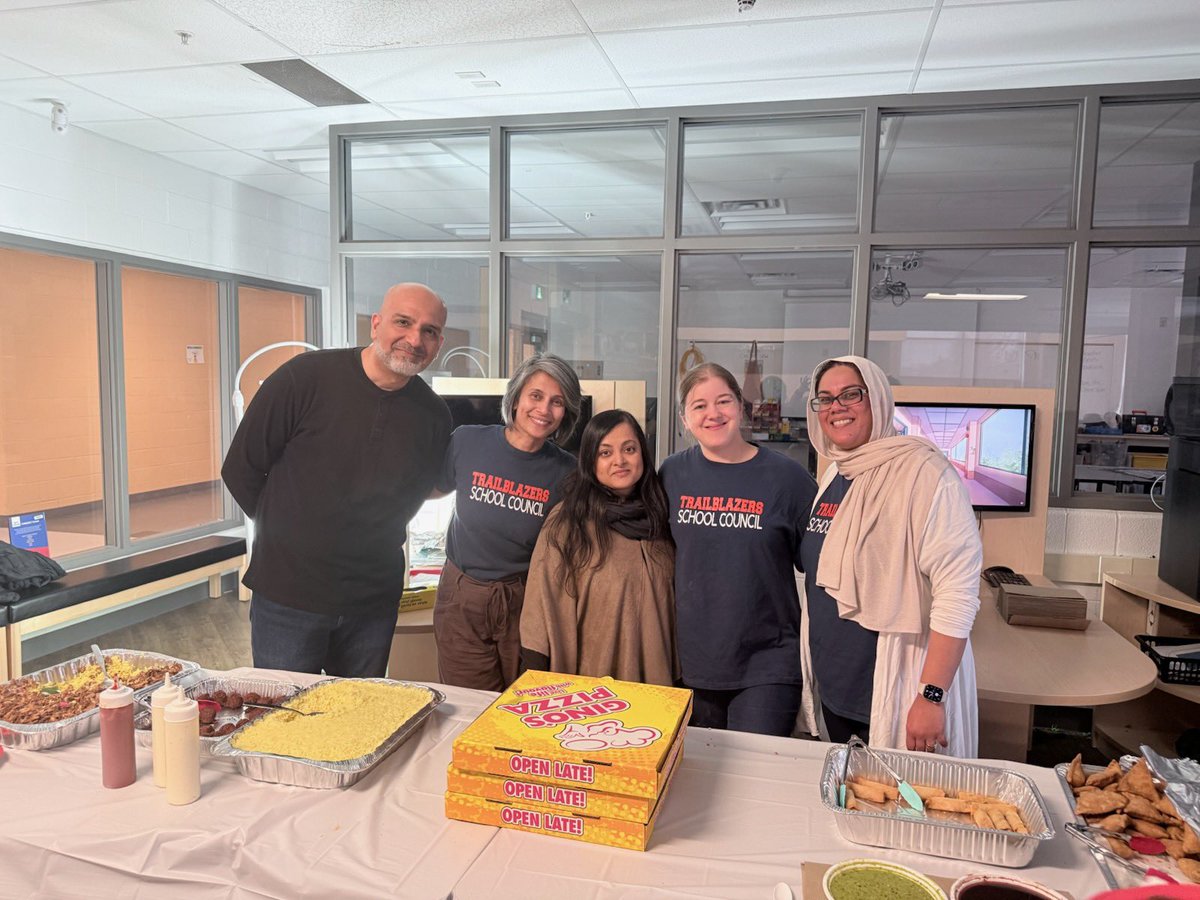 TribuneCouncil's tweet photo. Our 3rd parent workshop was our biggest one so far! Thank you to all the Trailblazers who came, shared a meal, and learnt how to manage stress and boost self esteem! Special thanks to our Admin team who always support us! 💙🧡 @TribuneDrive https://t.co/5haAoGTnTB