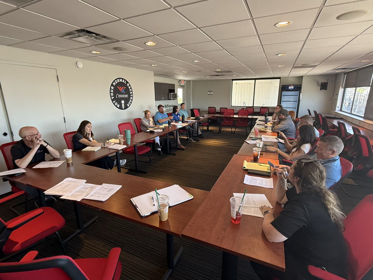 ChrisBlair4B's tweet photo. Not your normal @IndyCar readiness meeting at #NotYourNormalRaceTrack - the crew of @WWTRaceway going over checklists and guest service planning for the @BommaritoAuto 500 and @USACNation Silver Crown events of June 6-7. https://t.co/wrxTDe7N0s