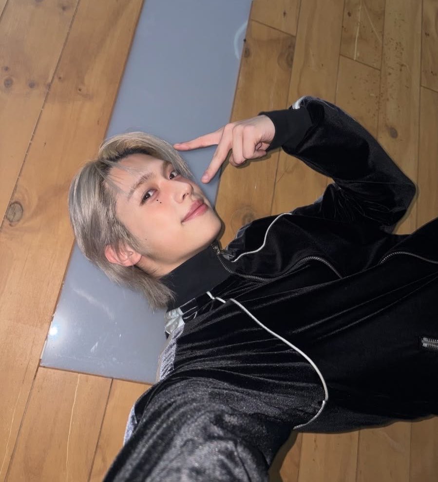 JISE0KS's tweet photo. hope i’m not too late to join… 😅 ! hiii <3 

#villainselcaday #vsd #ddalkez #xdiz https://t.co/AjutECJx0V