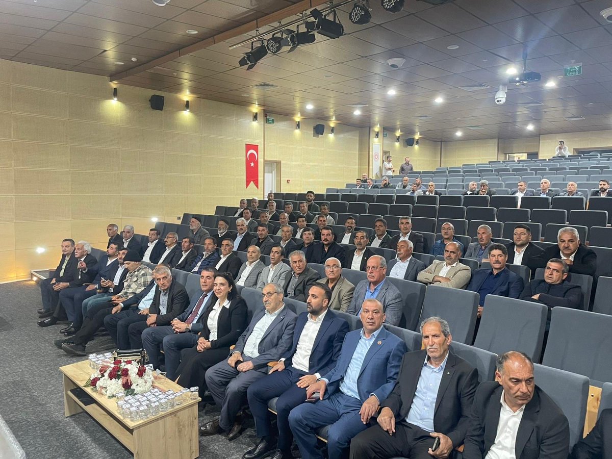 EnessAslan_'s tweet photo. KÖYDES Encümen Seçimlerini kazanan kıymetli İl Genel Meclis üyelerimiz Emre Bulşu ve Abdullah Butaku ile Kuşburnu köyü Muhtarımız Vahap Görgülü ve Yumaklı köyü Muhtarımız Emin Yıldız'ı yürekten tebrik ediyorum. Köylerimize ve memleketimize hizmet yolunda başarılar dilerim @bulsu_emre @AbdullahButaku