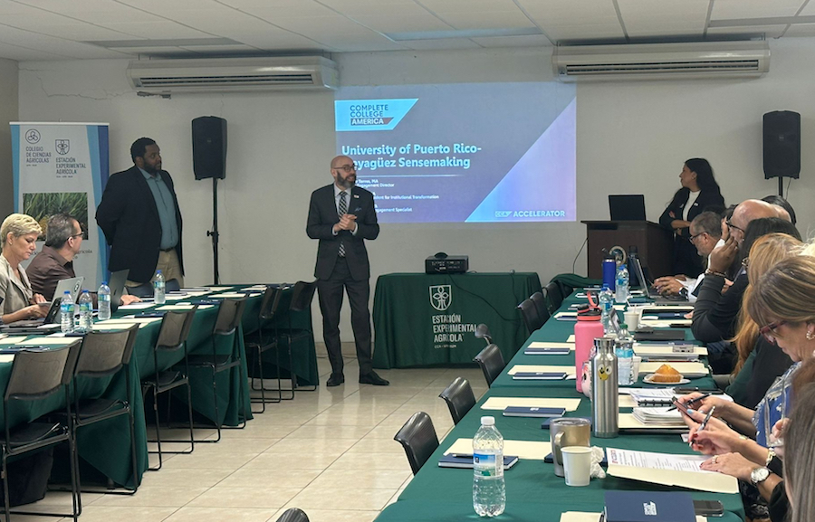 uprm's tweet photo. [NUEVO en https://t.co/xLAFp8gRGU] Desde @PrensaRUM: RUM anfitrión de encuentro con el Complete College Accelerator - Recinto Universitario de Mayagüez de la Universidad de Puerto Rico https://t.co/c31dWtWiNg @CompleteCollege @CCAPrezYolanda @UPR_Oficial @psicologiarum https://t.co/G7CUvKkPjB