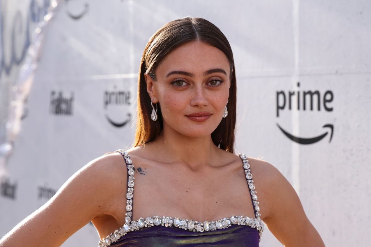 Ella Purnell Pics tweet media