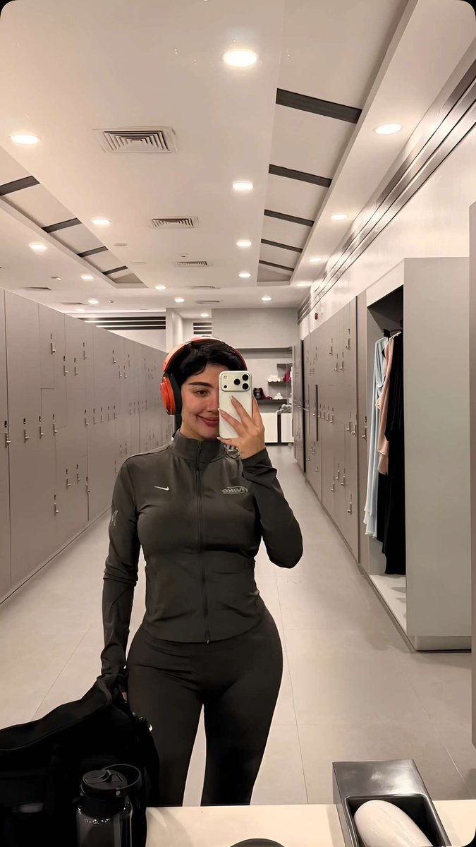 Ros🌸 tweet media