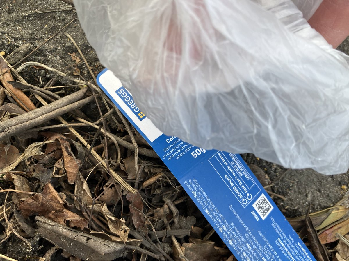 _pickuplitter's tweet photo. @_pickuplitter on duty ✅
Saw, picked, binned. The last four day’s picks: it makes a difference. @KSBScotland  #WashYourHands                  @CleanUpScotland  @ZeroWasteScot @PlasticPollutes @Plasticsimpact https://t.co/VbSCBc1v5K
