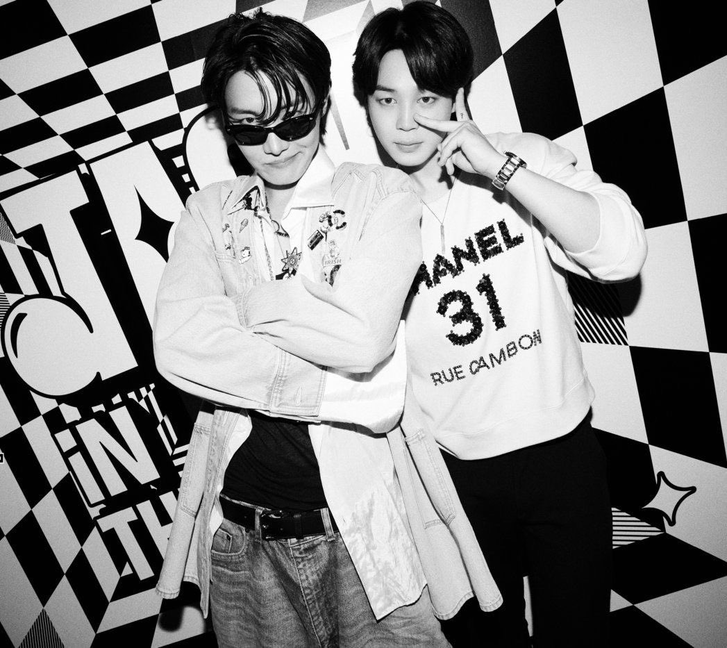 jihope tweet media