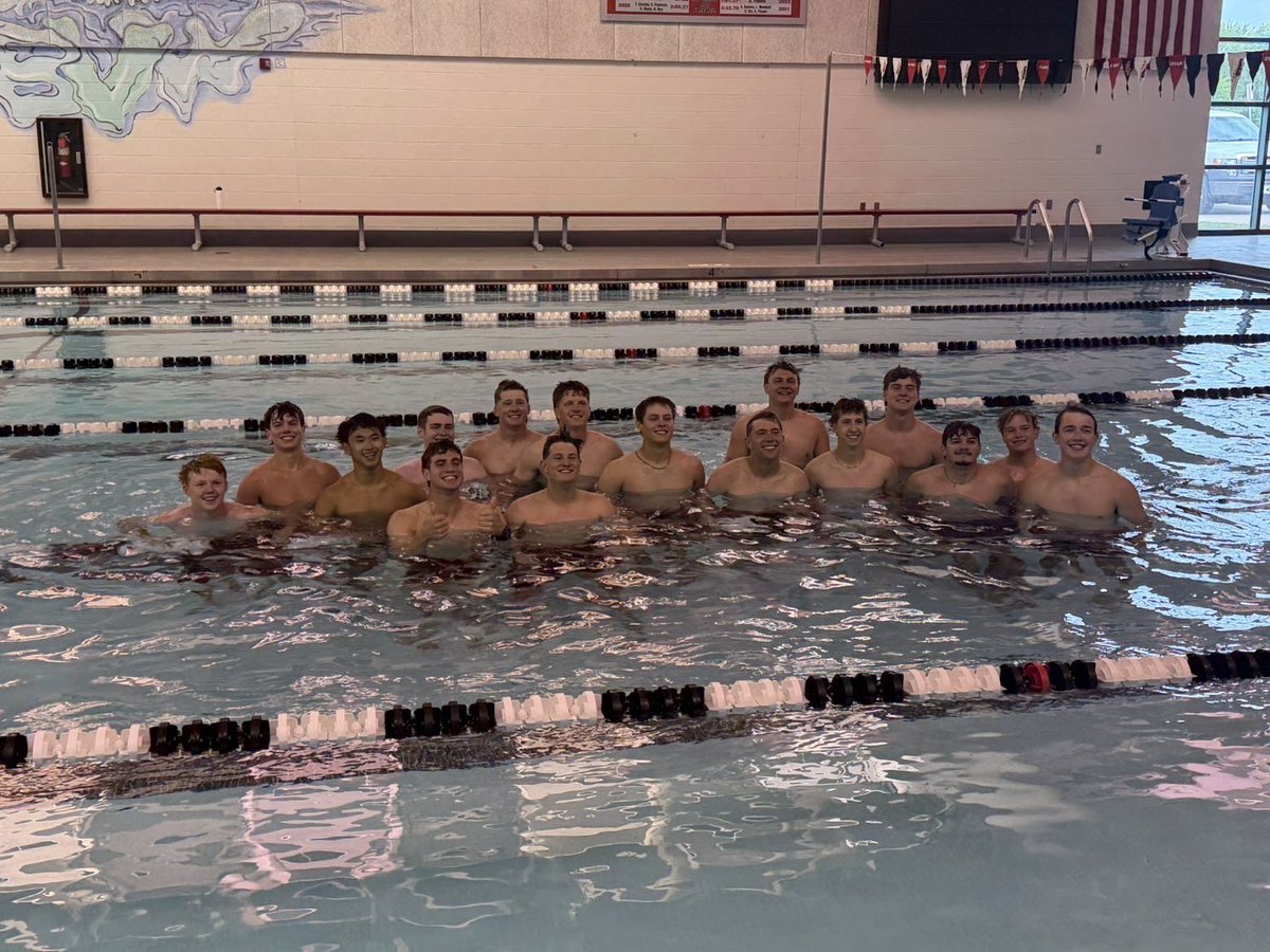 CTESPNBVW's tweet photo. Last day of school calls for a pool party after asking to go to the bathroom https://t.co/n1rgkdeZtU