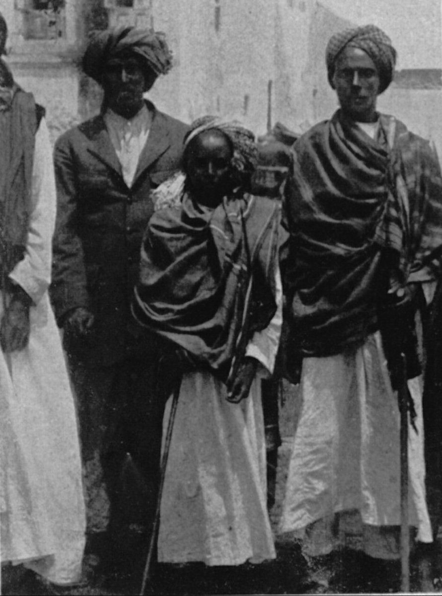 PuntlandVault's tweet photo. Sultan of Kismayo [1925]

Sultan Ahmed Mohamed Sciruà the 13 year old hereditary Harti ruler of Kismayo with his advisors https://t.co/h3eaTy4r0J