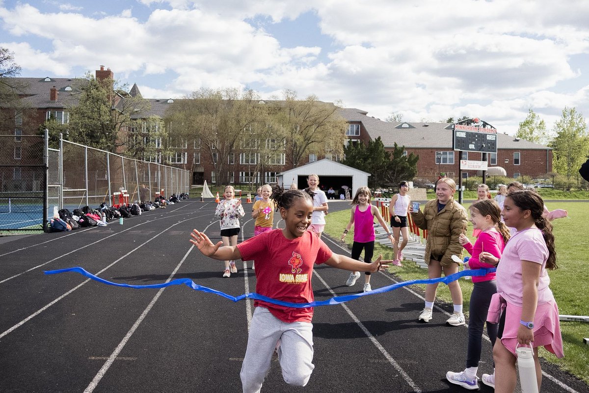 MinnehahaAcad's tweet photo. Our girls crushed their 5K by setting goals, pushing through challenges, and proving just how strong they are, inside and out. Surrounded by family, friends, teachers, and an amazing high school track team who showed up loud and proud! 🙌 This is what it’s all about 💗✨ #GOTR https://t.co/Lv9JBFq5Ir