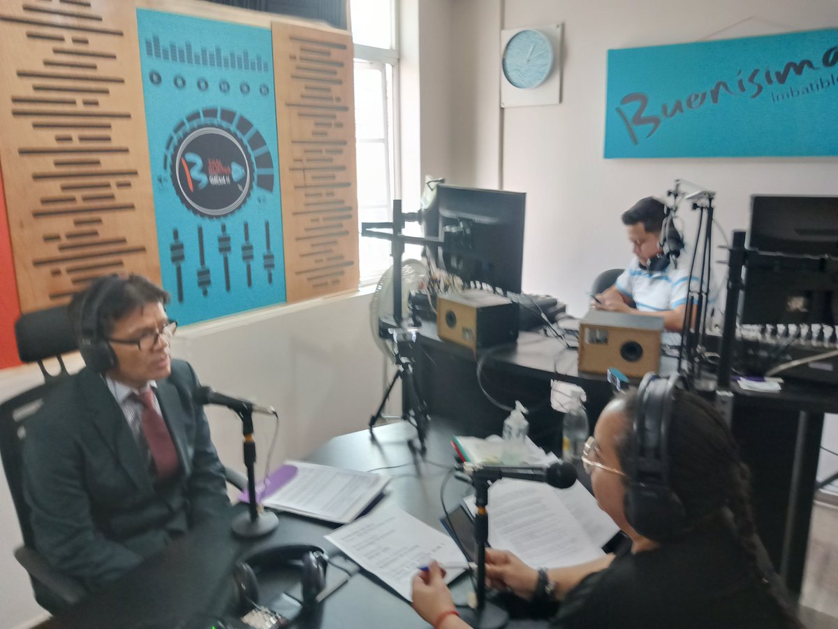MAATEZonal1's tweet photo. En esta semana se mantuvo una agenda de medios de comunicación, donde #LuisHaro Director Zonal 1 compartió los hitos alcanzados por el Gobierno Nacional en la gestión ambiental y las actividades que tendremos este mes para conmemorar la Biodiversidad. https://t.co/IgUSuxfv8H