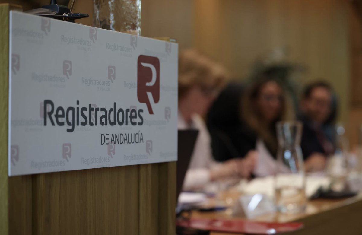 Registradores de España tweet media