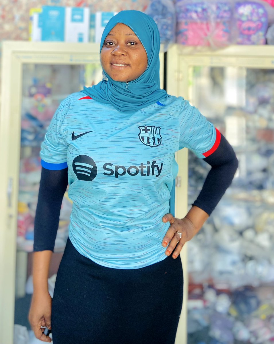 Rahina6656's tweet photo. If Barcelona calls today, should I accept the contract or act hard to get? 😂⚽ https://t.co/oybTePZUmF