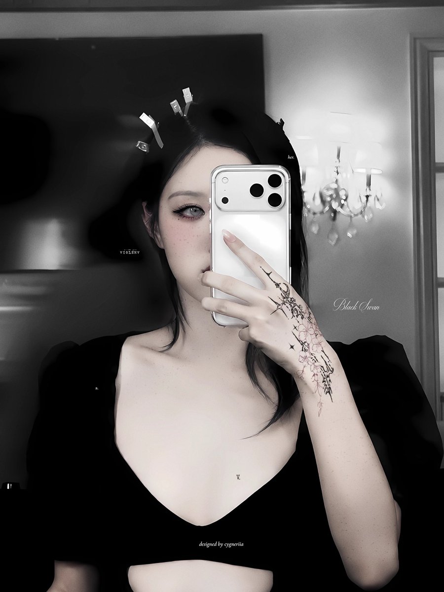 ghoticra's tweet photo. ㅤ
ㅤㅤ  ㅤㅤ  ㅤㅤ  ㅤㅤ  𝒐𝒉... 𝒎𝒐𝒏 𝒄𝒉𝒆𝒓.
ㅤ https://t.co/v4ZyOi2QFC