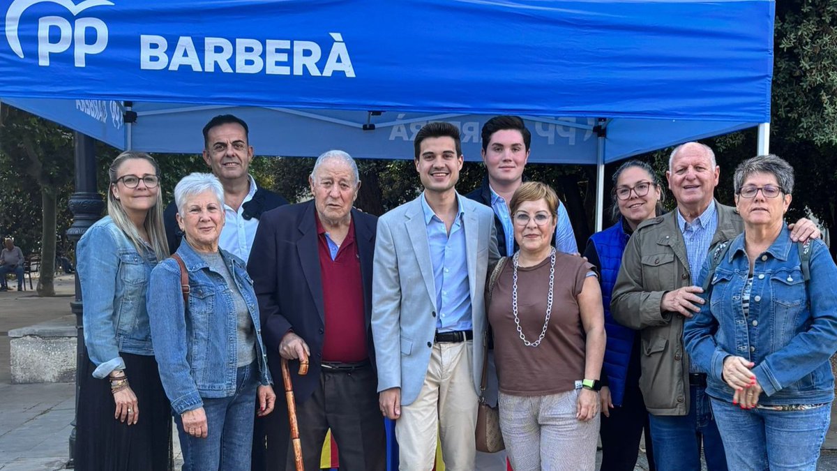 Raulcollbatalle's tweet photo. Nueva carpa informativa 💪🏻
Seguimos a pie de calle, escuchando a los vecinos y explicando nuestras propuestas para cambiar Barberà💙 https://t.co/CyMlKKMhtq