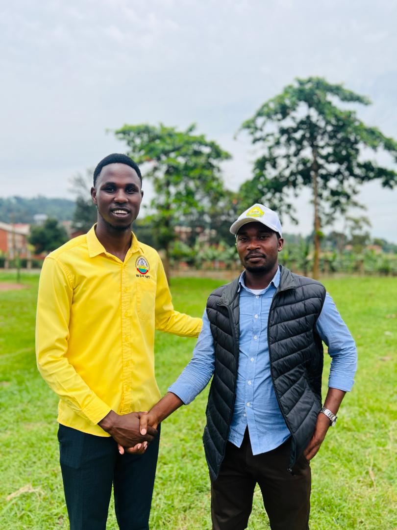 Katirima4's tweet photo. Fostering the gains from the party with my  former NRM chairman and mentor makerere business school 
Mr.Tumushabe Telespho 🫡🫡
💛💛For the love of party and our country Uganda. https://t.co/jneaLri65r