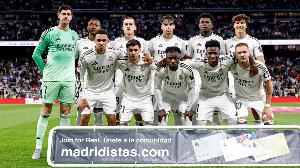 realmadriden's tweet photo. 🤍 HALA MADRID 🤍 https://t.co/ml7ibSA8IP