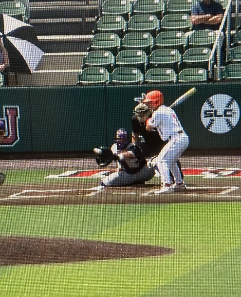 kjdoyletv's tweet photo. Strike three called on UTRGV’s Thomas Williams in the 5th inning… 🤨

Is it time to implement ABS to the Southland Conference tournament? https://t.co/vhglyuCTrF