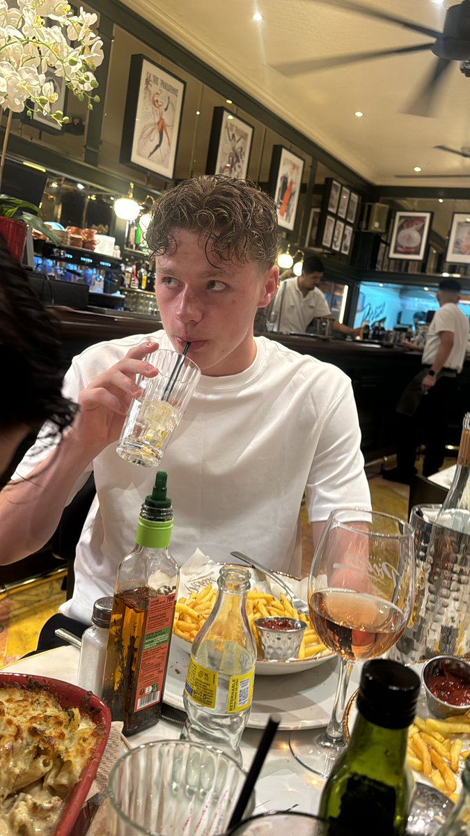 Jake Burger tweet media