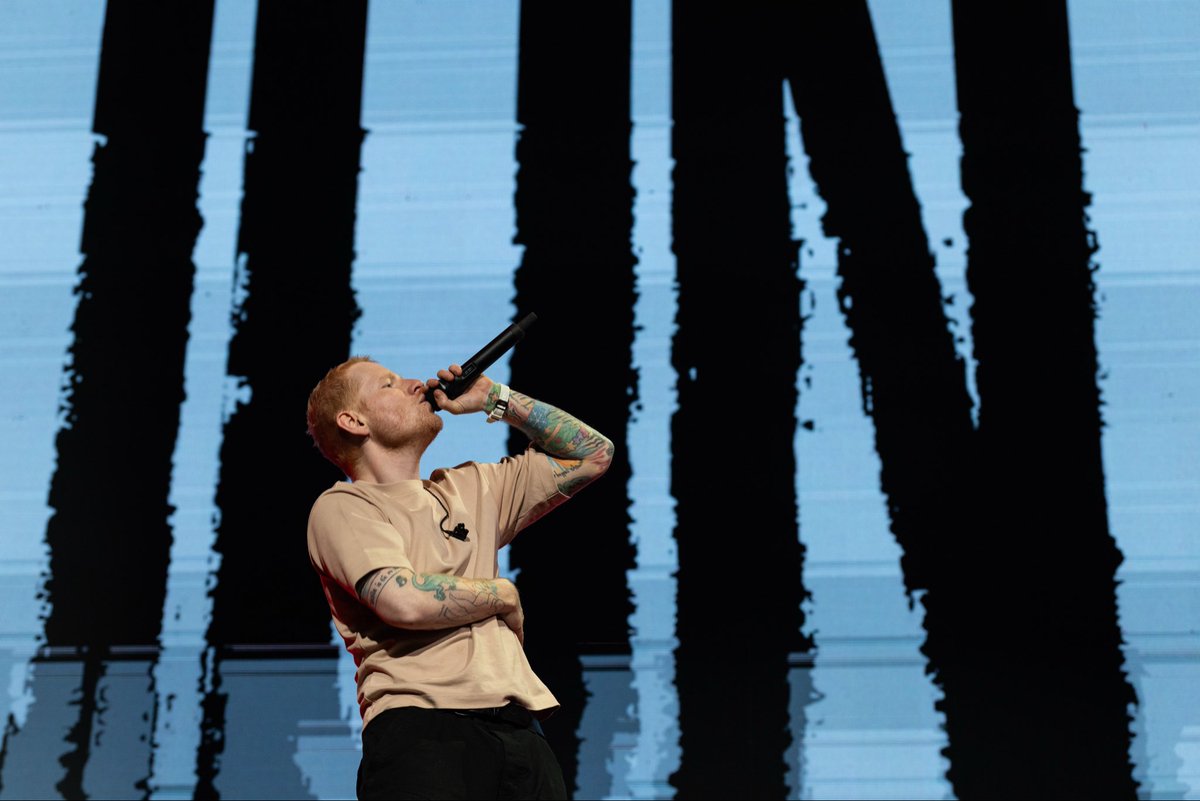 Ed Sheeran HQ tweet media