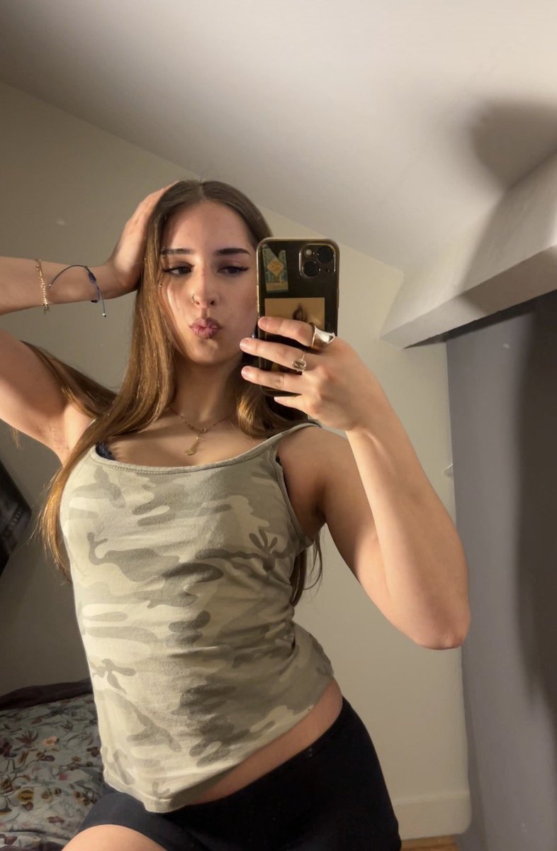 chiara tweet media