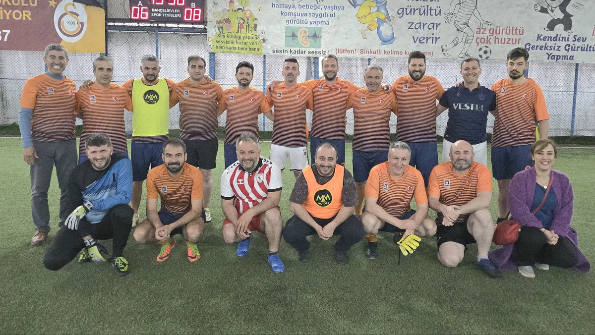 tuncayozen's tweet photo. 14 Mayıs 2026 Perşembe Halı Saha Meslektaş Dostluk Buluşması https://t.co/c0FQJZvNyz