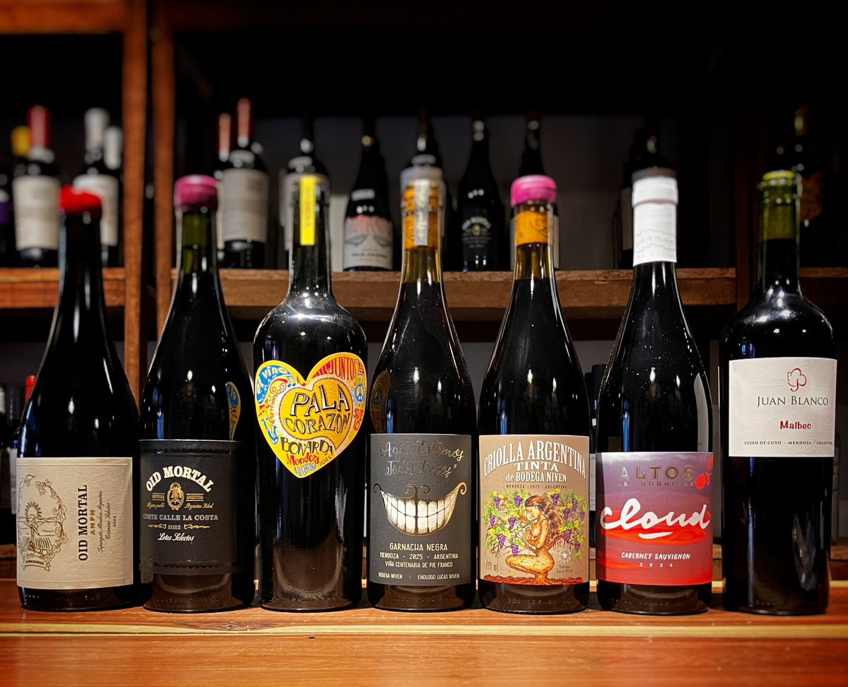 paladar_noir's tweet photo. Nuevos vinos en Paladar Noir
- Oid Mortal de @PabloMaVino y Pala Corazón de @Nivenwines 
- Cloud @ALHmalbec de @fedegambett 
- Juan Blanco, el vino de los técnicos del INTA Mza
- Soñándote Chardo
- Amosa Malbec
- Sarapura Franc
- Che Bandoneón
- Mairena Ocasión, de flía Blanco
🍷 https://t.co/bgNISNnF7s