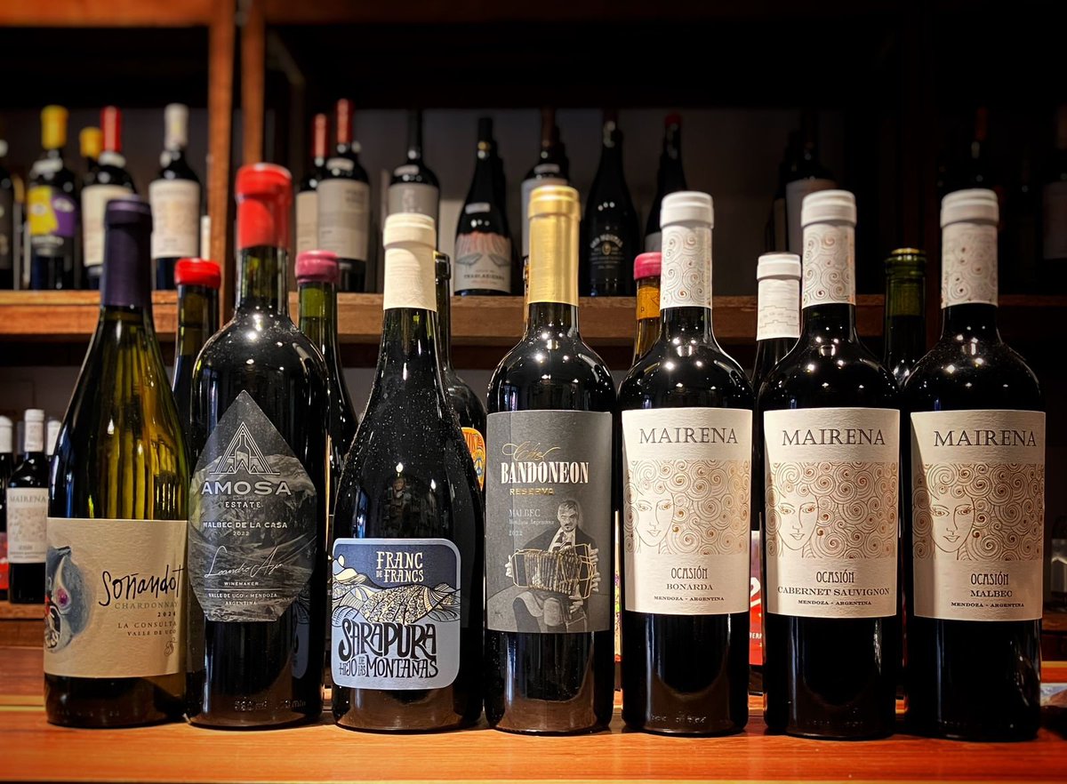 paladar_noir's tweet photo. Nuevos vinos en Paladar Noir
- Oid Mortal de @PabloMaVino y Pala Corazón de @Nivenwines 
- Cloud @ALHmalbec de @fedegambett 
- Juan Blanco, el vino de los técnicos del INTA Mza
- Soñándote Chardo
- Amosa Malbec
- Sarapura Franc
- Che Bandoneón
- Mairena Ocasión, de flía Blanco
🍷 https://t.co/bgNISNnF7s