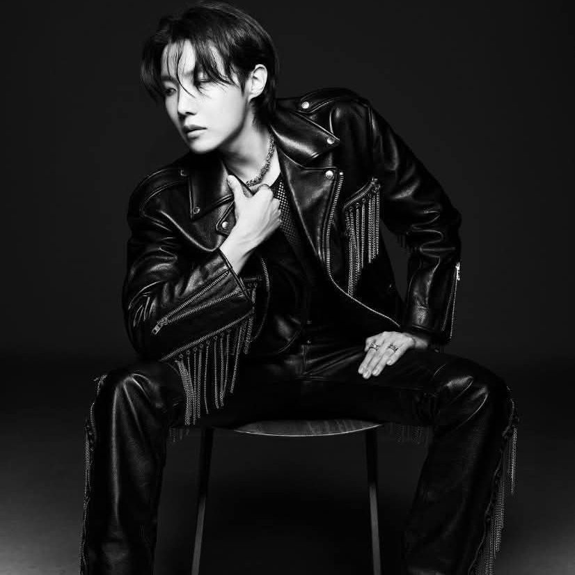 j-hope RAFAEL news tweet media