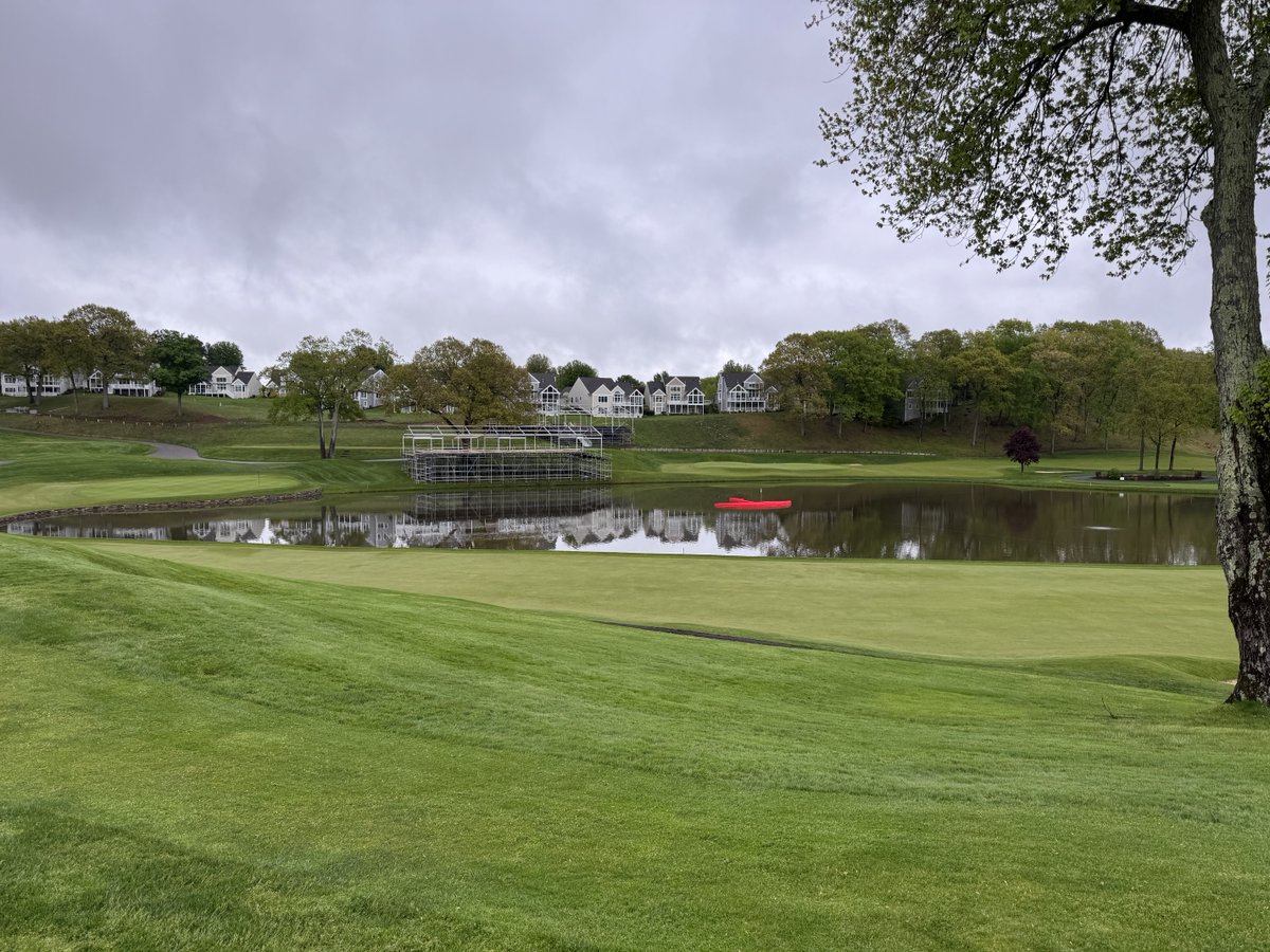 T13Rex's tweet photo. TPC river highlands . Home of the travellers . Slight drizzle, so we were the only ones playing ! To have a course of this quality and literally be the only ones playing all day is baffling , but a great experience https://t.co/axfq7OzVbq