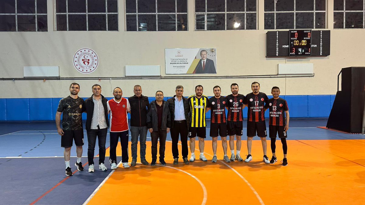 Bitlis Ahlat Gençlik Merkezi tweet media