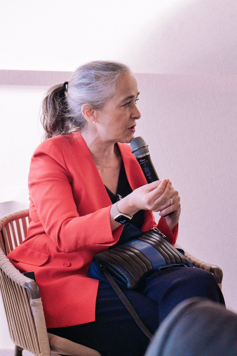 Emma Rafowicz tweet media