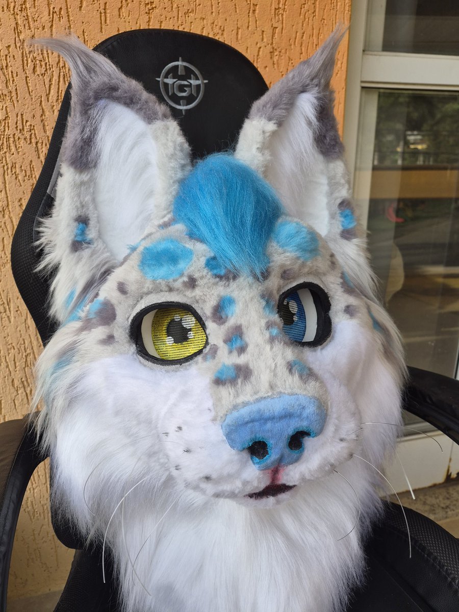 Keto Pagano - Artist and Fursuit maker! tweet media