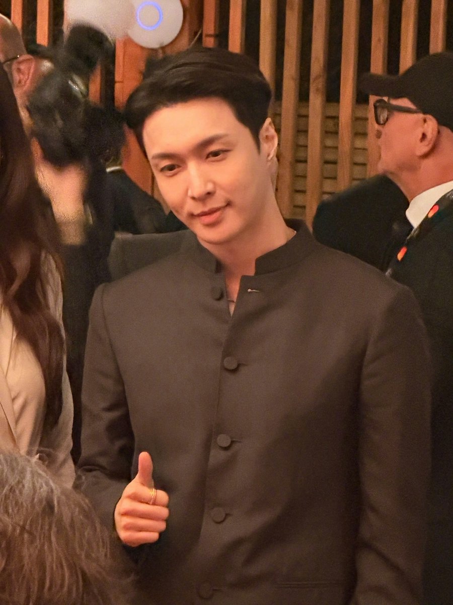 XingPark✩张艺兴吧 tweet media