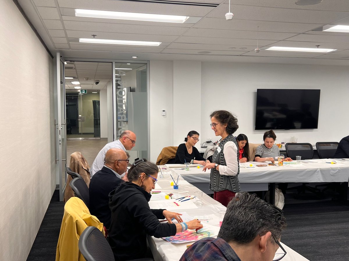 Embajada de Colombia en Canadá tweet media