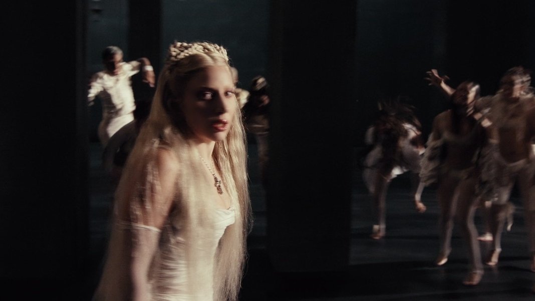 SpotifyGaga tweet media