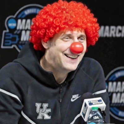 WesSportsBets's tweet photo. @CoachMarkPope #firePope https://t.co/Nw9L6PSFoM