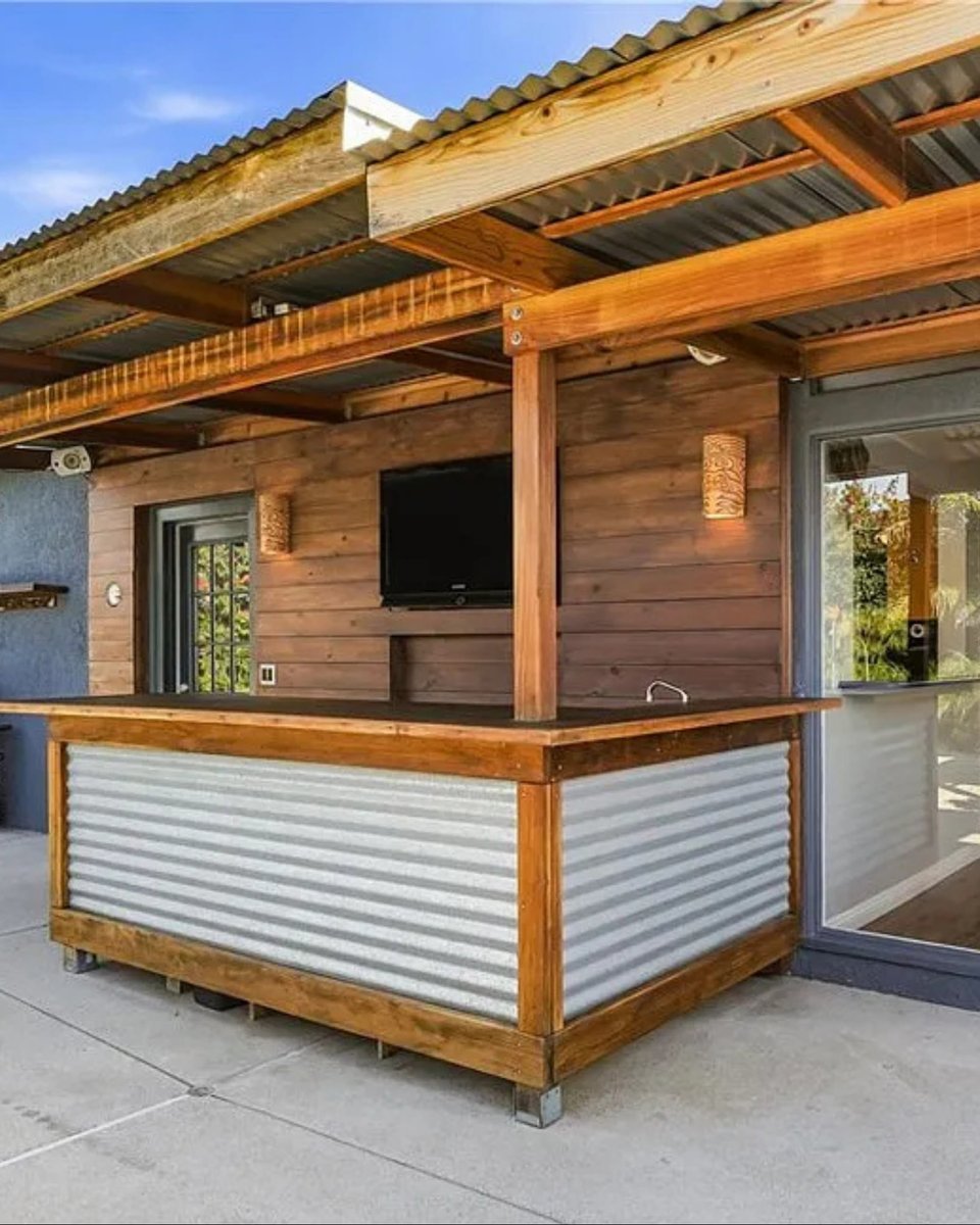 A19Lighting's tweet photo. There’s something about a well-lit entertainment backyard that makes a moment feel like you're on an island. The TIki Sconce in Amber Palm captures that feeling perfectly. Warm light, open air, and time well spent.

Explore it at https://t.co/1rKd53YbBQ https://t.co/oqVAl0komr https://t.co/wj2VAh4xdv
