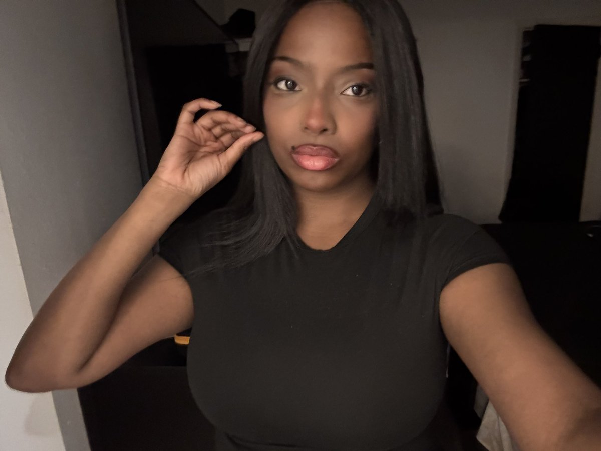 LexIsFun2Know's tweet photo. Shoot me a dm https://t.co/kaVuU2aQmj