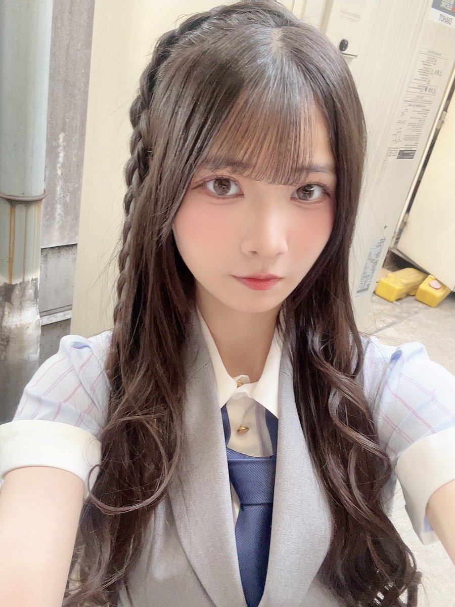 新井梨杏 tweet media
