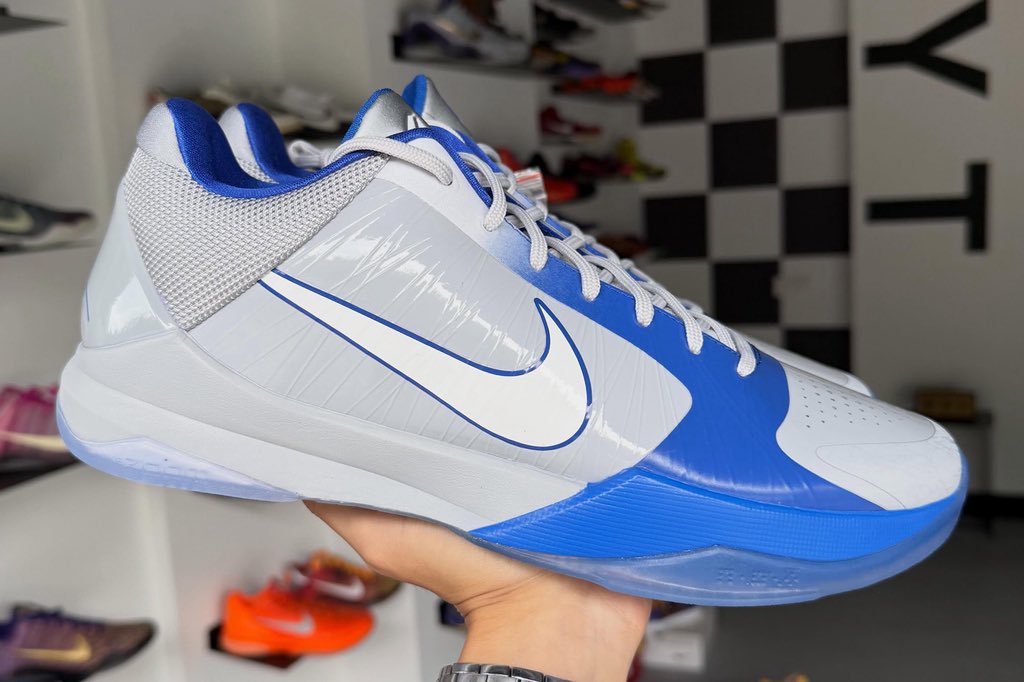 INSANE SNEAKER™ tweet media