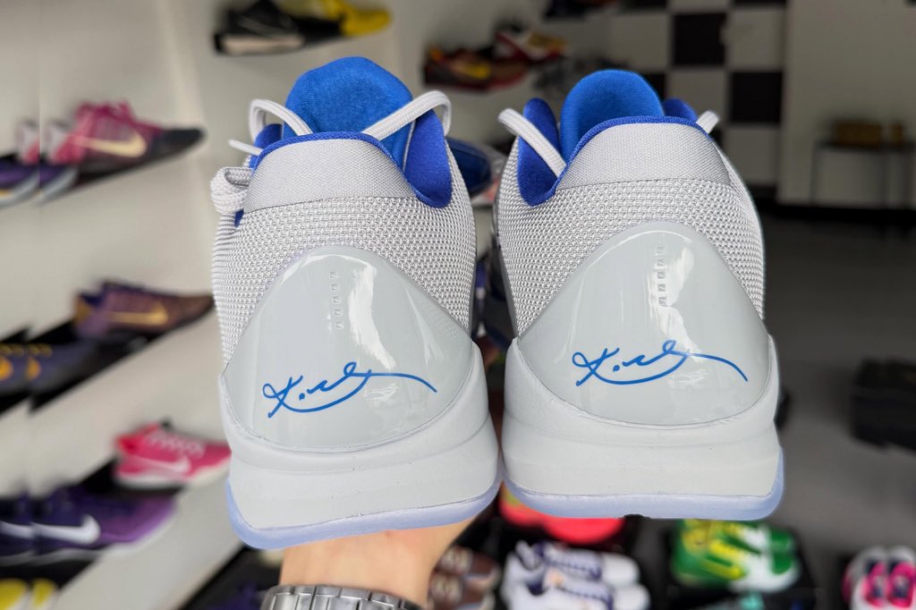 INSANE SNEAKER™ tweet media