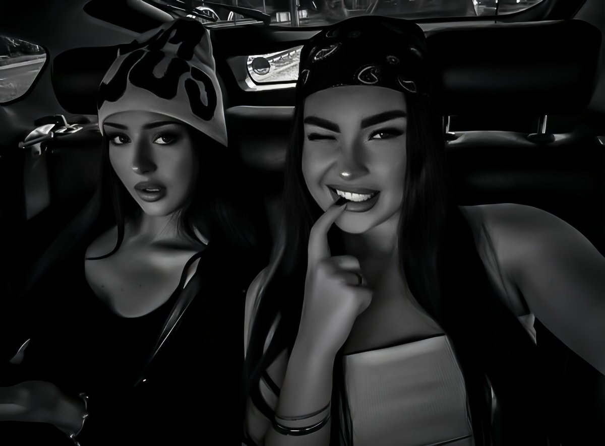 Krovska - Rothchild ; Lilith. tweet media