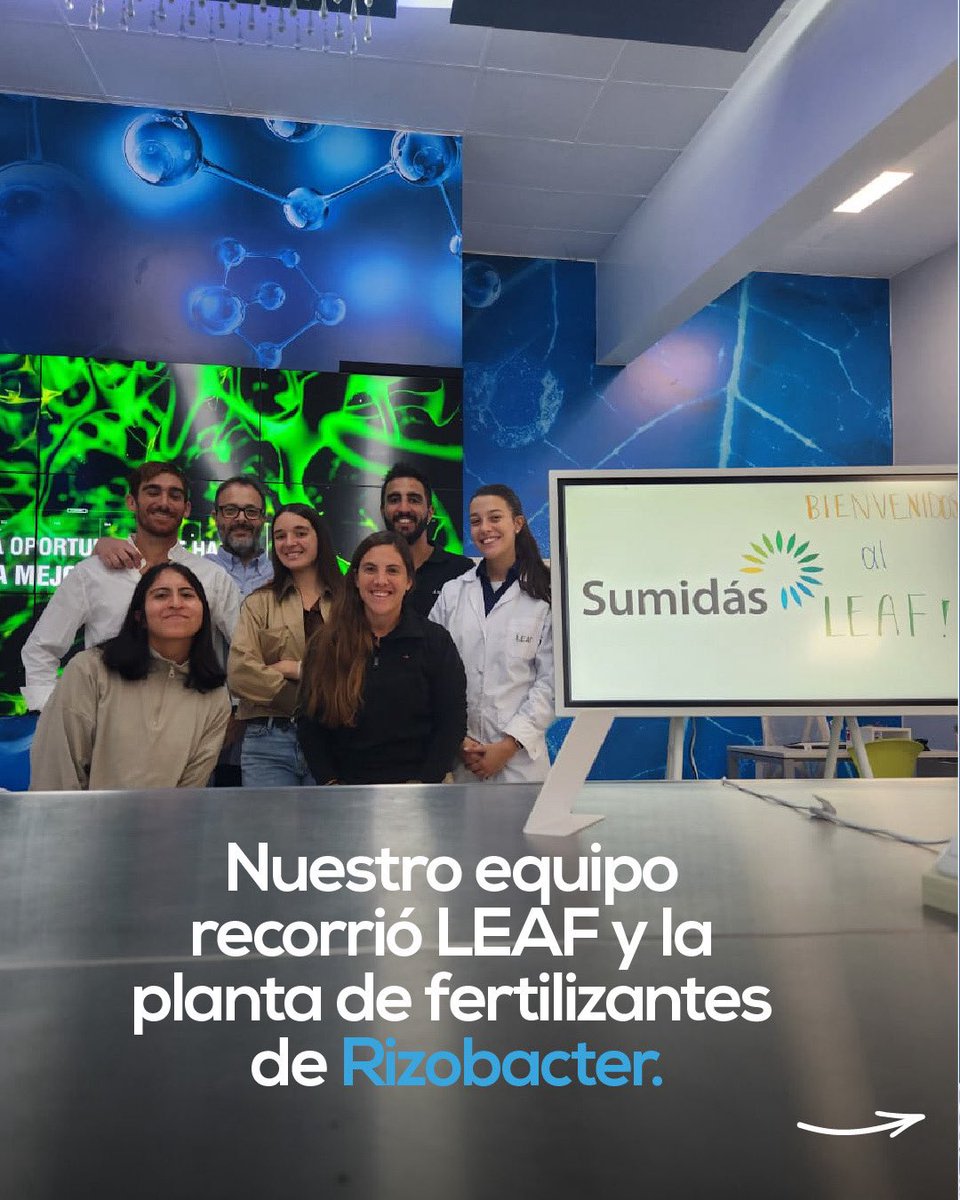 sumidasjv's tweet photo. En Sumidás seguimos apostando a la capacitación y a la actualización constante para acercar más conocimiento y mejores soluciones al productor.

Nuestro equipo técnico visitó  LEAF y la planta de fertilizantes de @Rizobacterarg 

#sumidás #campoargentino #rizobacter #innovación https://t.co/7v5hH0aH8E