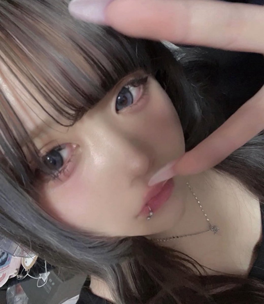 ゆあ tweet media