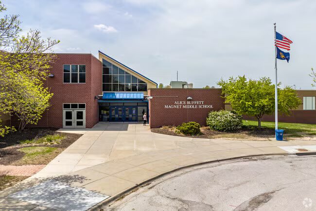 aidanwheelock's tweet photo. Excited to share that I will begin teaching at Buffett Middle School for the 2026-27 school year! Go Bobcats‼️ #OPSProud https://t.co/EdESqvSfxs