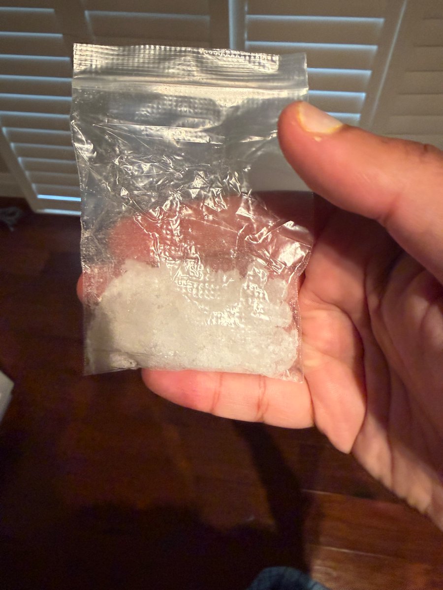 8ball of meth tweet media